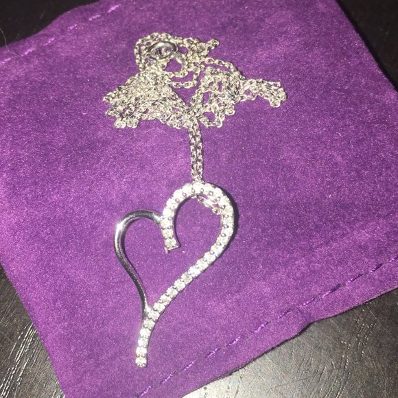 Diamond Heart Pendant Necklace White Gold - Picture 14 of 14